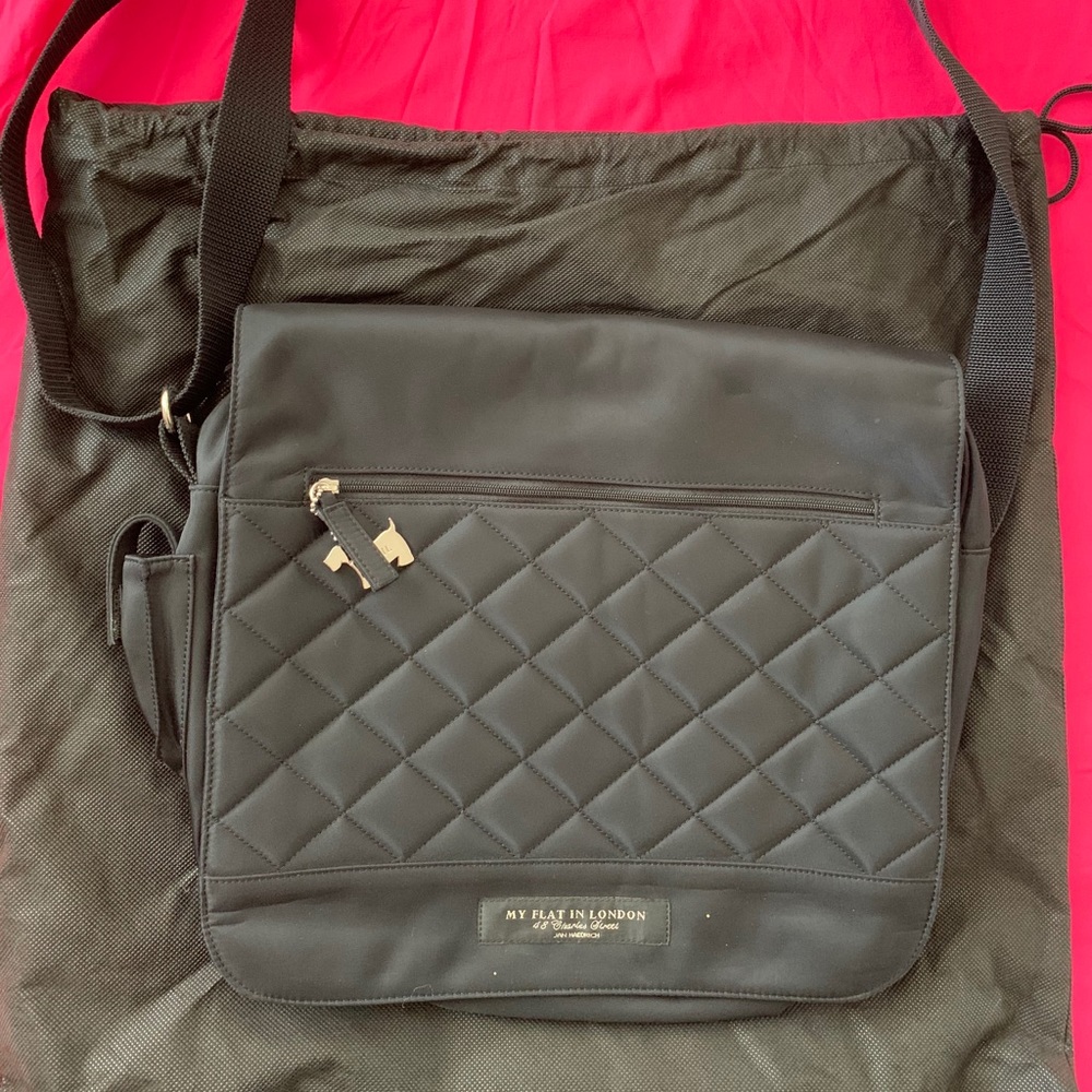 My flat in London messenger bag